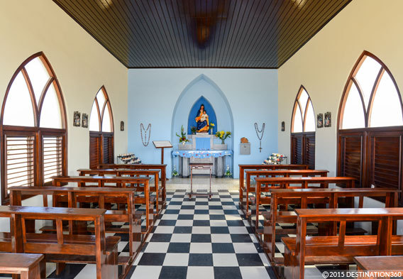 alto-vista-chapel-interior